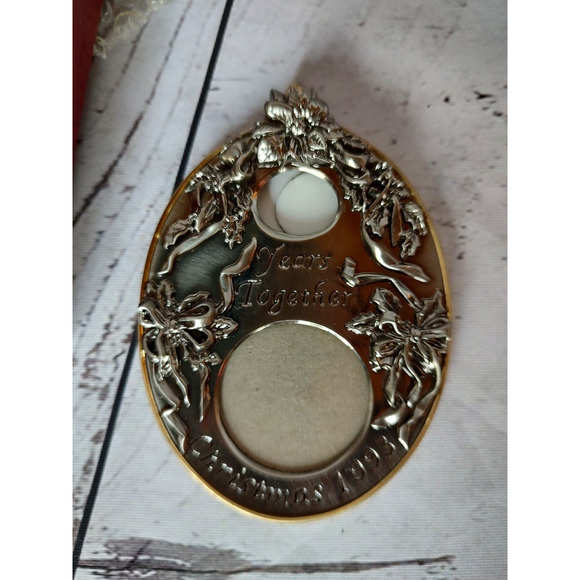 Hallmark KS Photo Holder Ornament - Anniversary 1993 Personalize - Picture 3 of 6